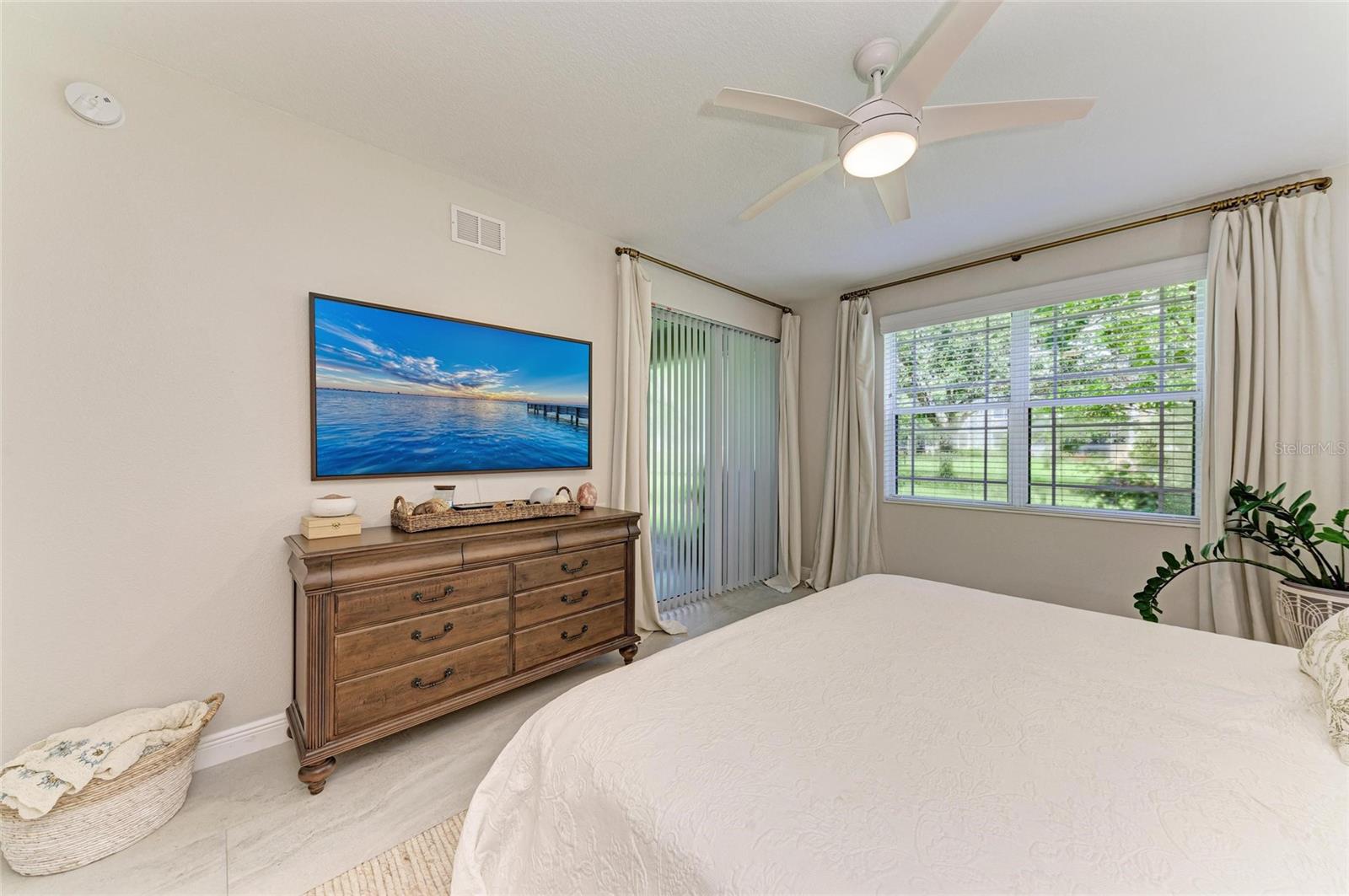 THE MOORINGS AT EDGEWATER - Residential