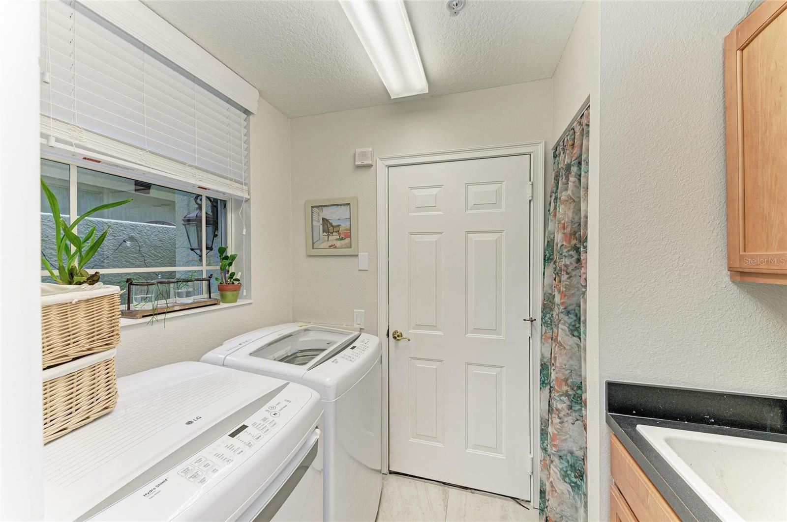 THE MOORINGS AT EDGEWATER - Residential