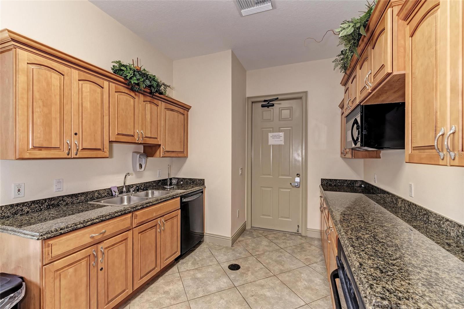 THE MOORINGS AT EDGEWATER - Residential