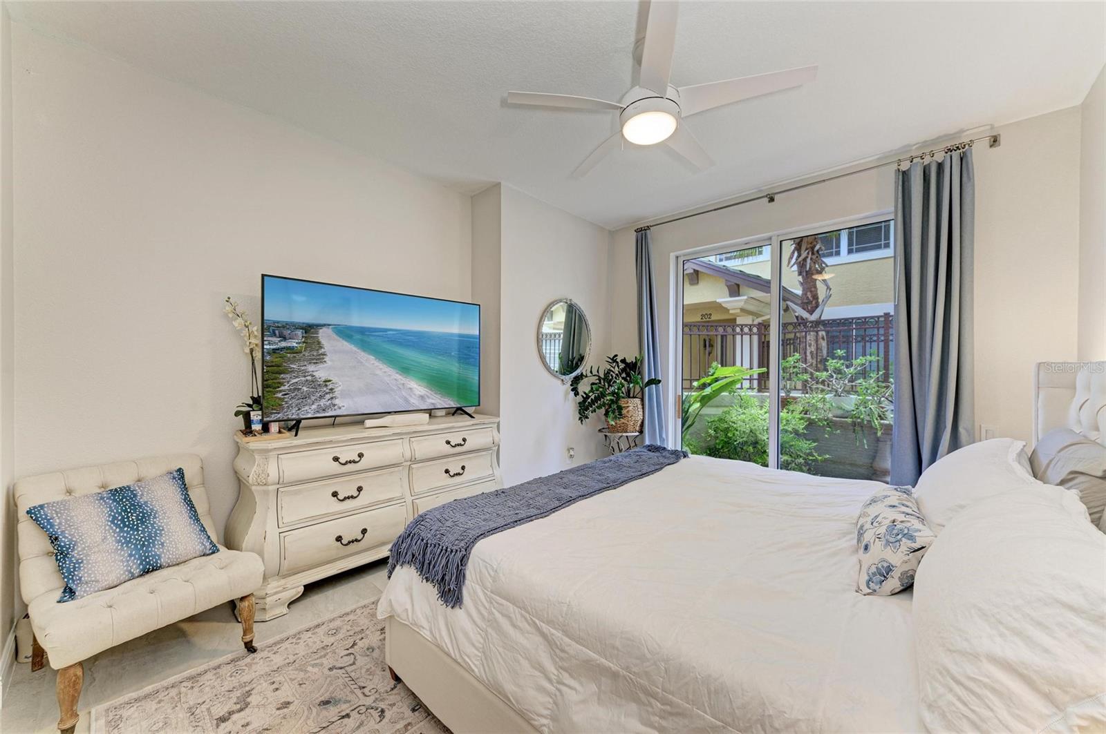 THE MOORINGS AT EDGEWATER - Residential