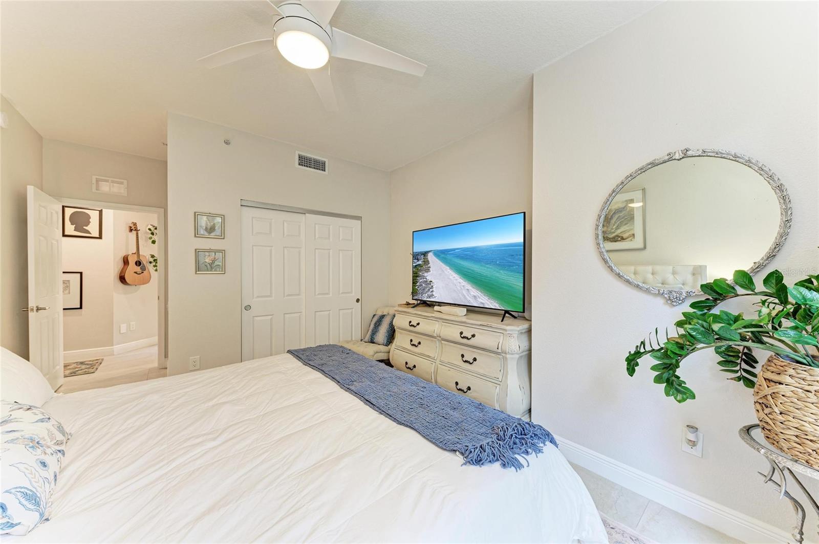 THE MOORINGS AT EDGEWATER - Residential