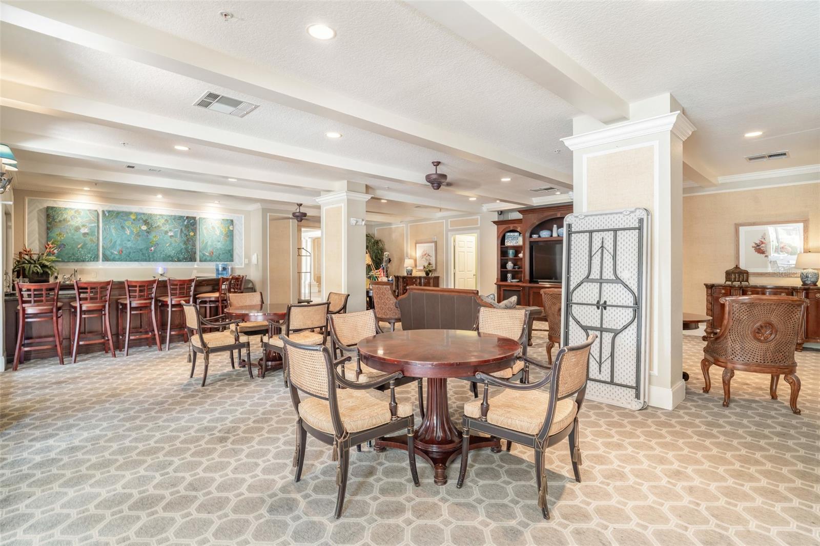 BROADWAY PROMENADE - Residential Lease