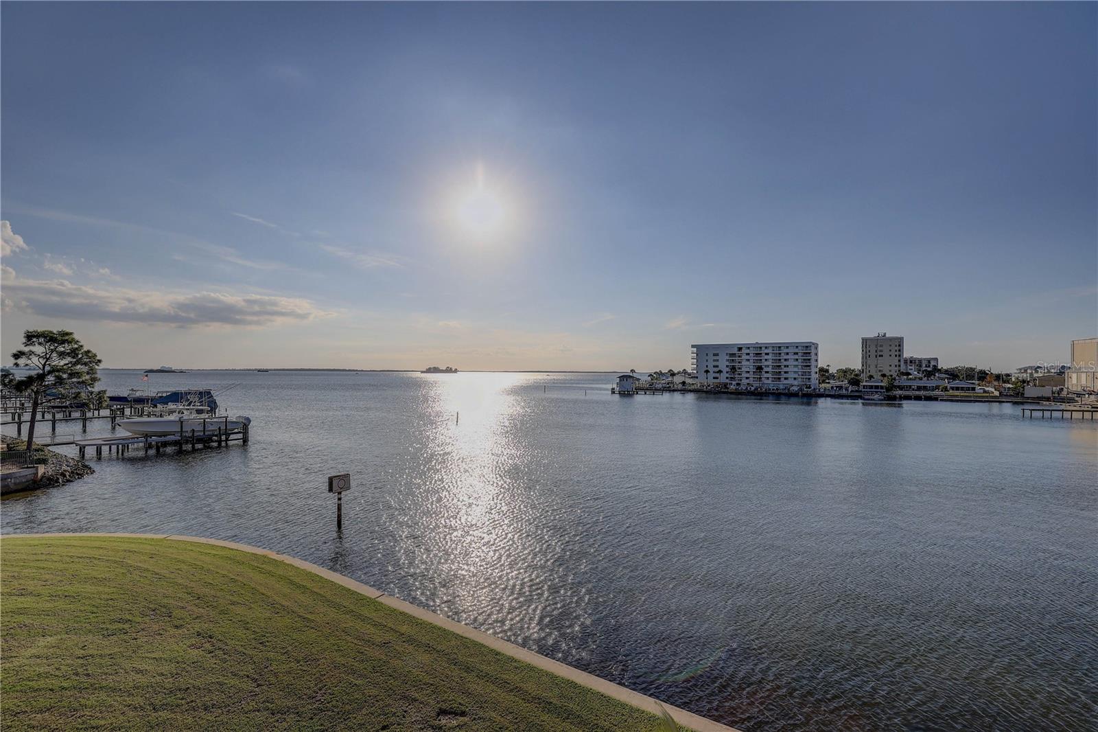 SOUTH PAULA POINT CONDO - Residential