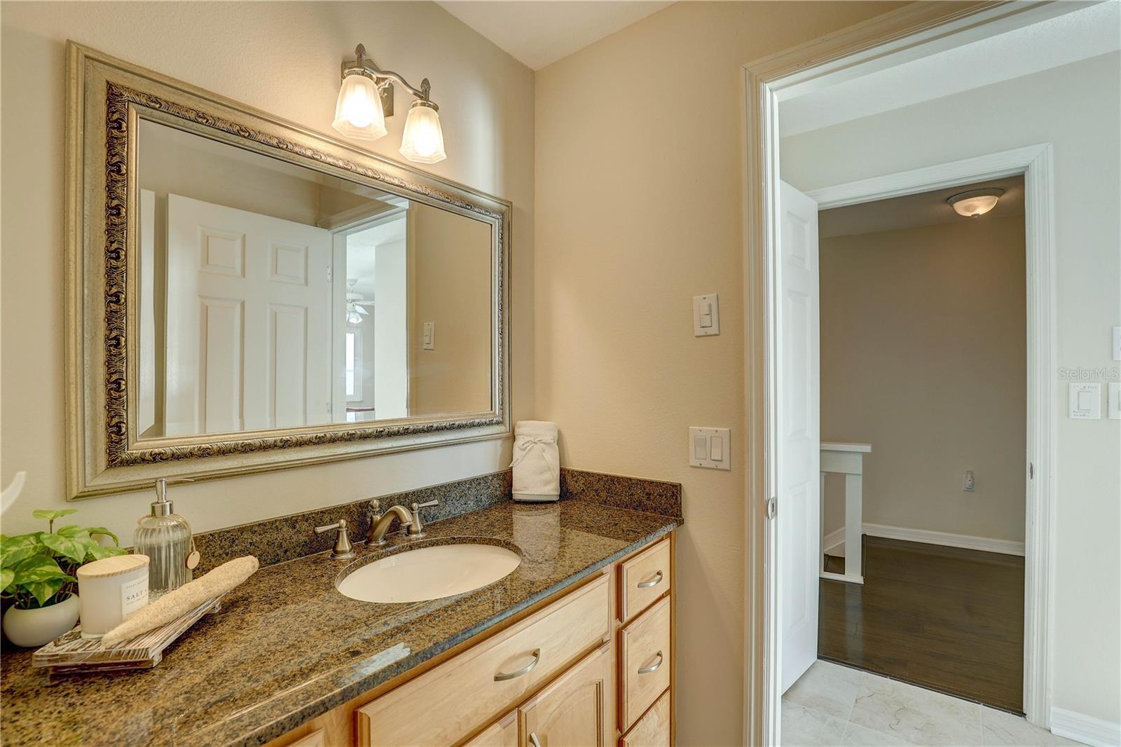 SOUTH PAULA POINT CONDO - Residential