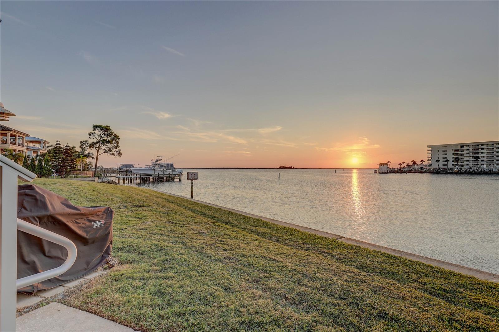 SOUTH PAULA POINT CONDO - Residential