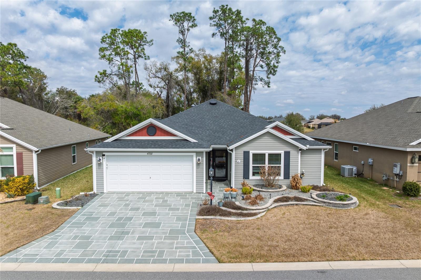 VILLAGES/SOUTHERN OAKS UN 31 - Residential