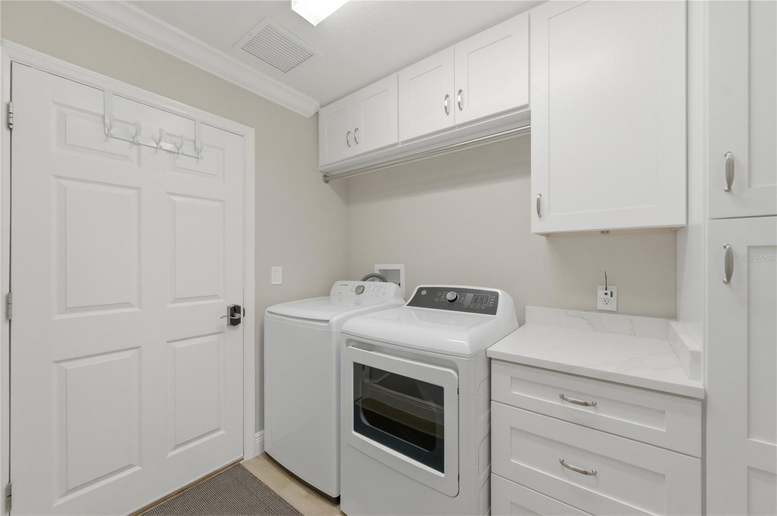 VILLAGES/SOUTHERN OAKS UN 31 - Residential