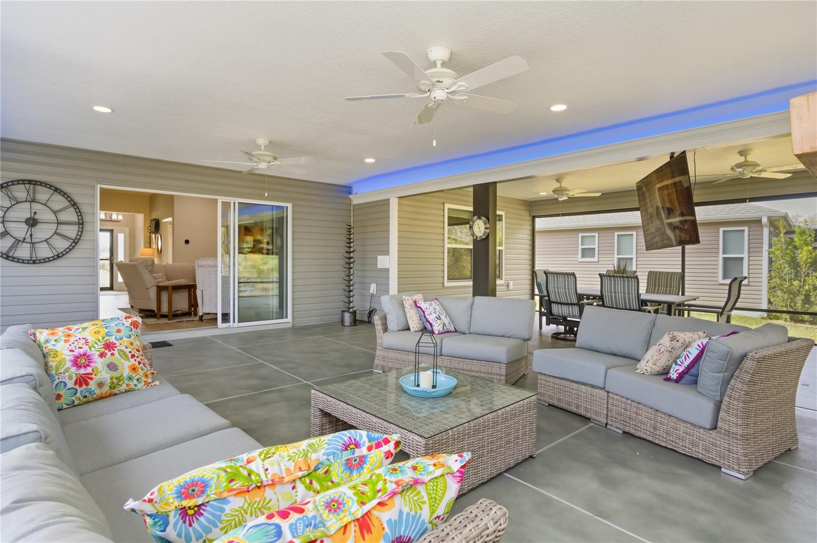 VILLAGES/SOUTHERN OAKS UN 31 - Residential