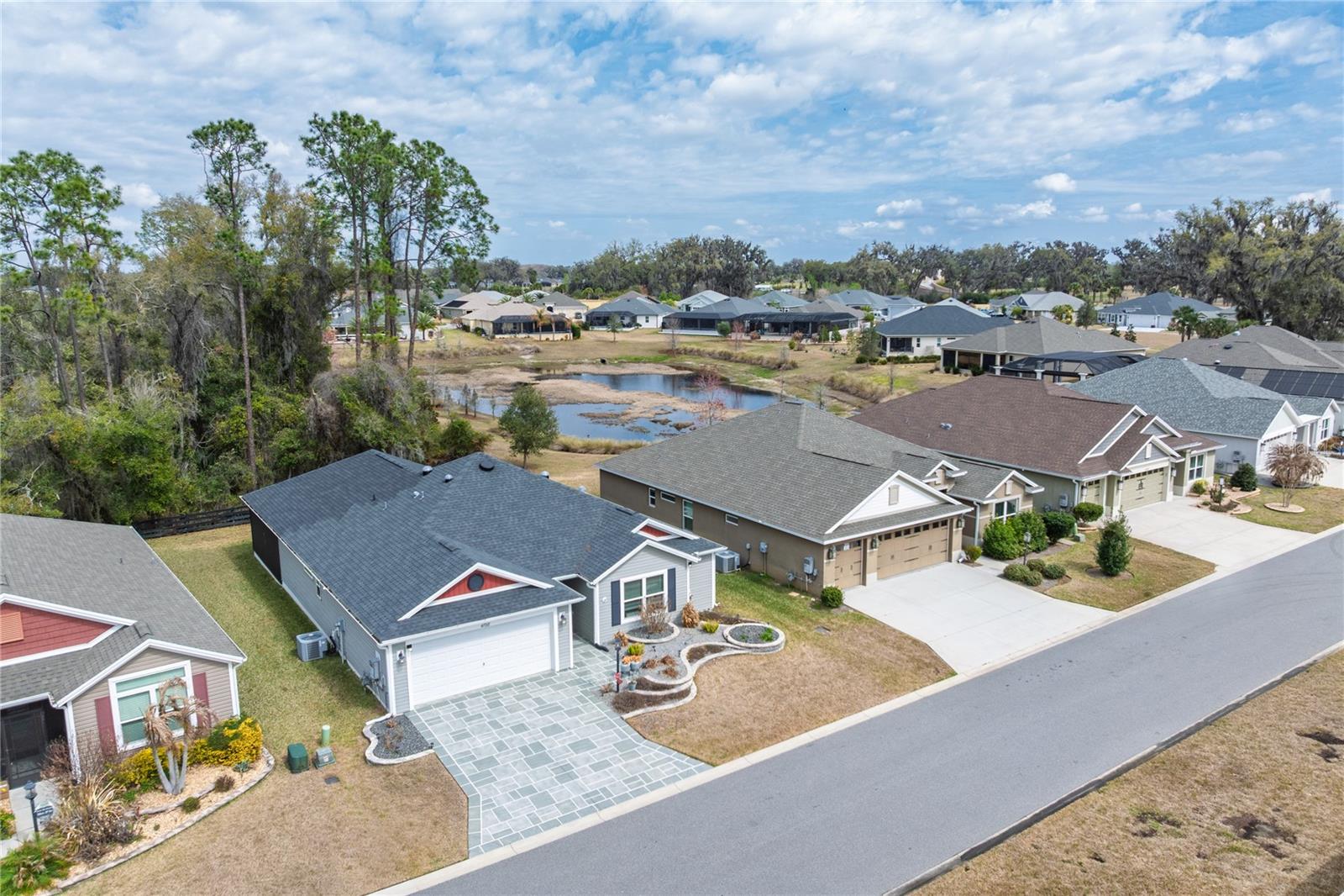 VILLAGES/SOUTHERN OAKS UN 31 - Residential