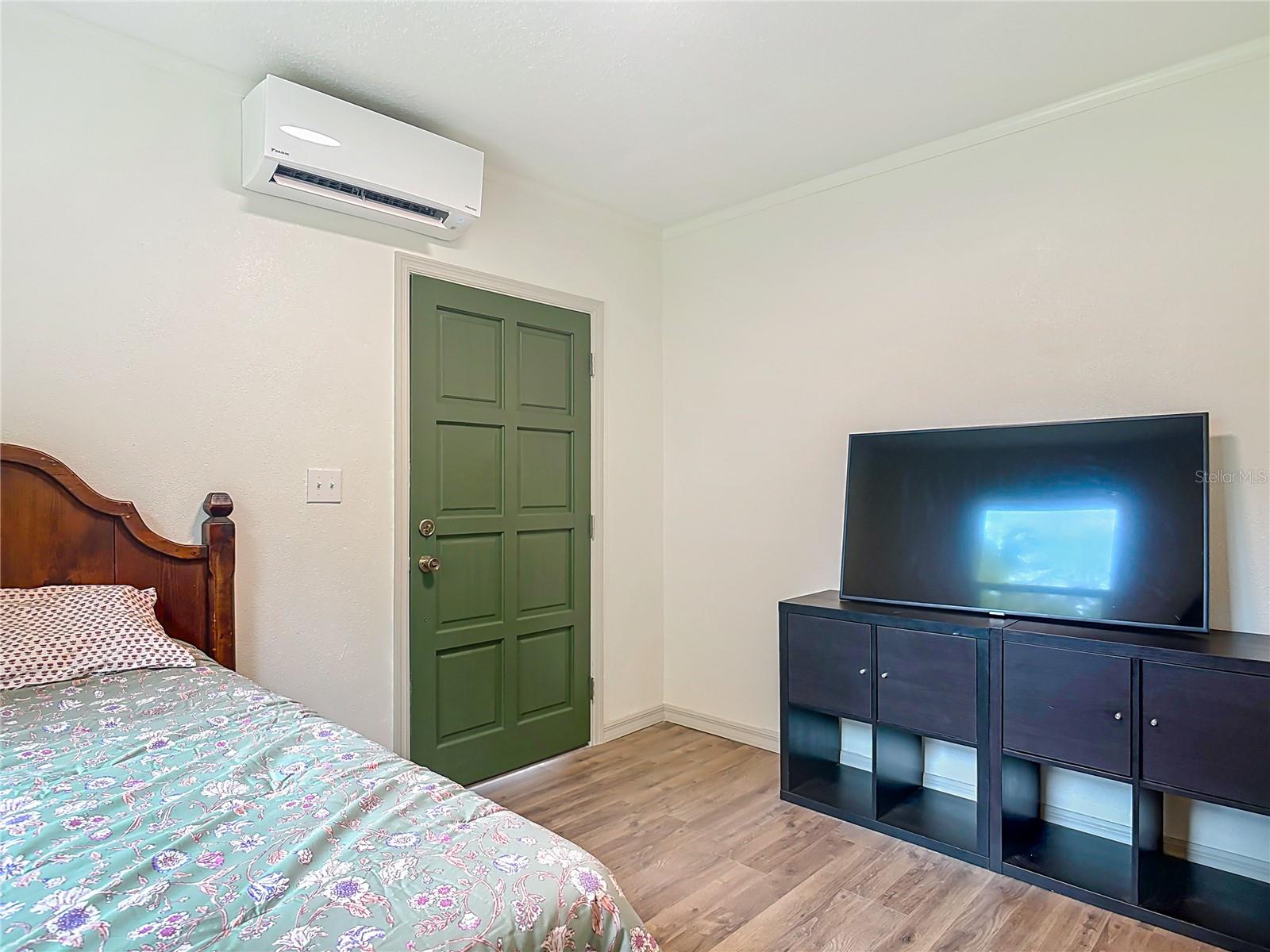 WILSONS BLK 85-86 DELAND - Residential