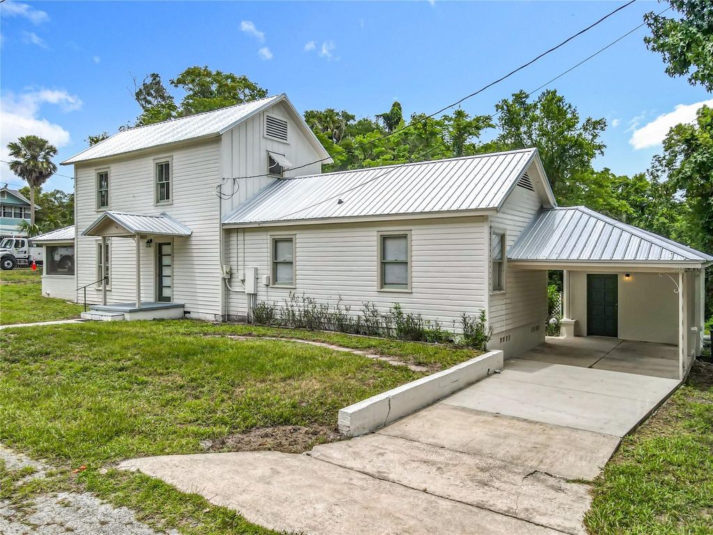 Photo of 601 N Adelle Avenue, Deland, FL 32720 (MLS # V4946203)