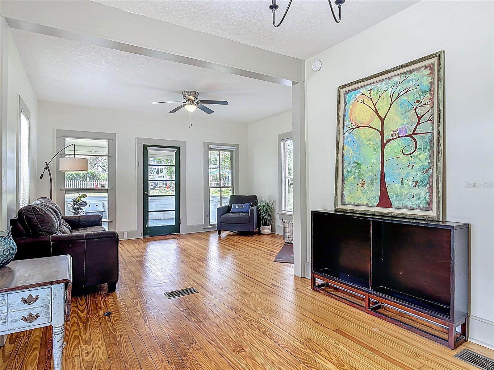 WILSONS BLK 85-86 DELAND - Residential