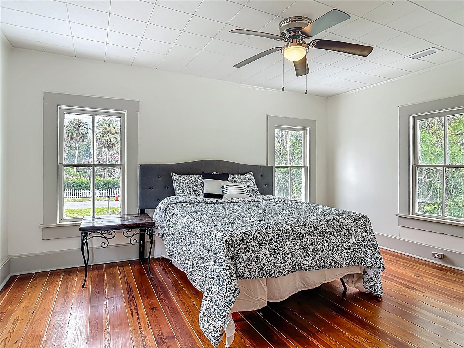 WILSONS BLK 85-86 DELAND - Residential