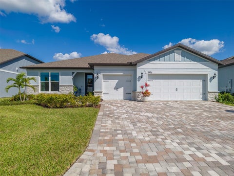 Photo of 11436 Shoreline Trail, Parrish, FL 34219 (MLS # TB8560427)