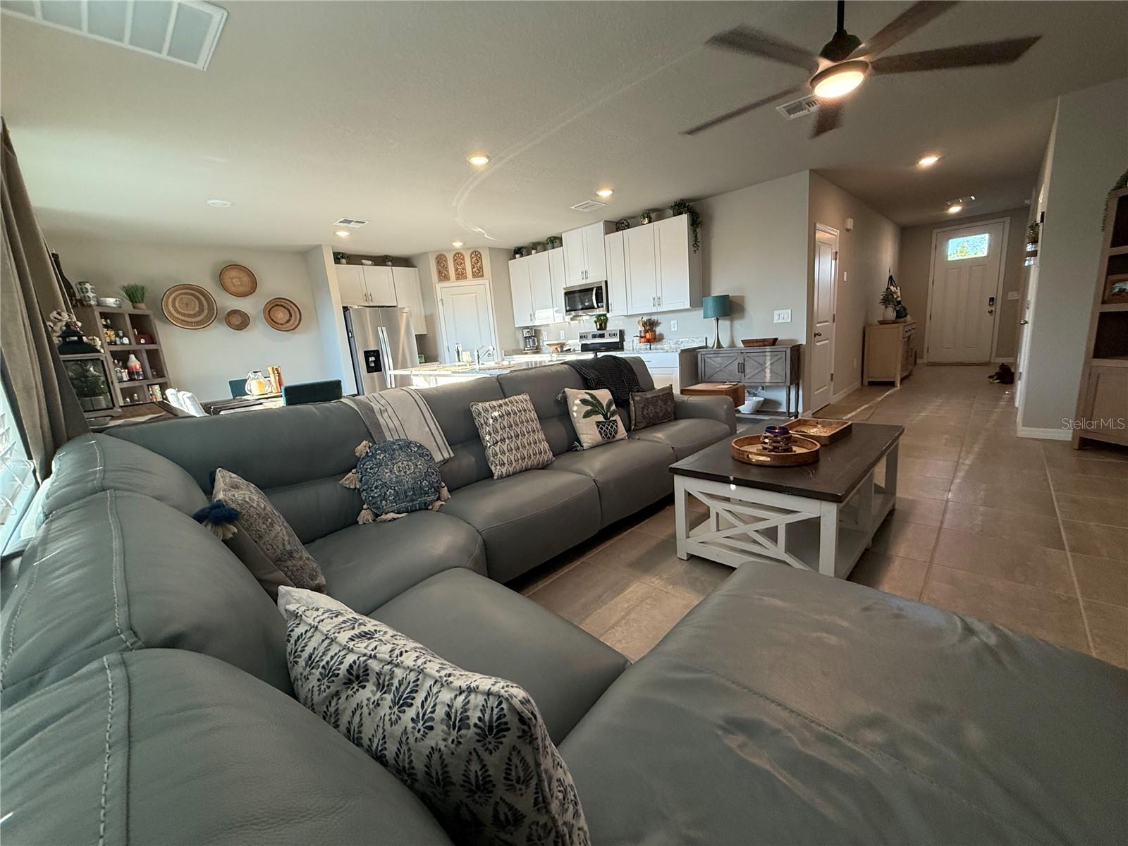 PARK EAST PH 1B 2 3A & 3B - Residential Lease