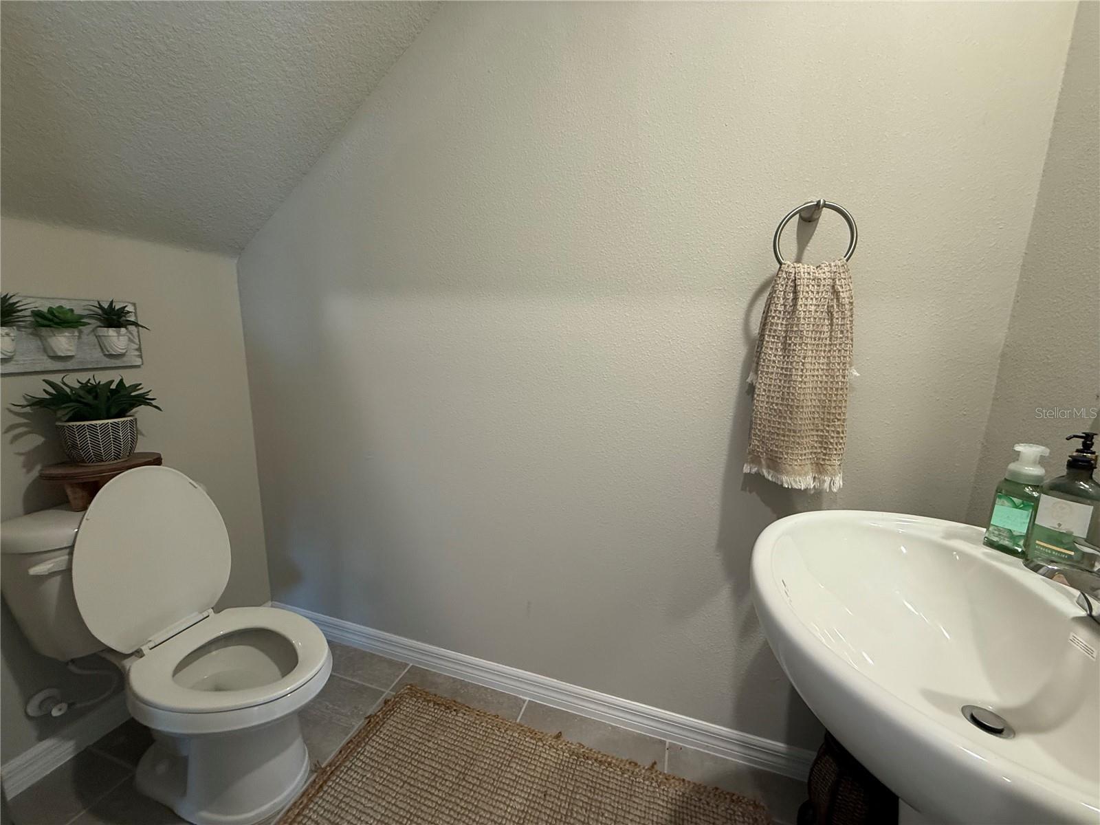 PARK EAST PH 1B 2 3A & 3B - Residential Lease