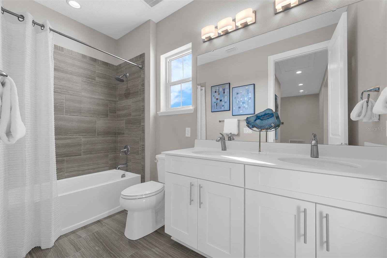 LAKESHORE PRESERVE PH 4 - Residential