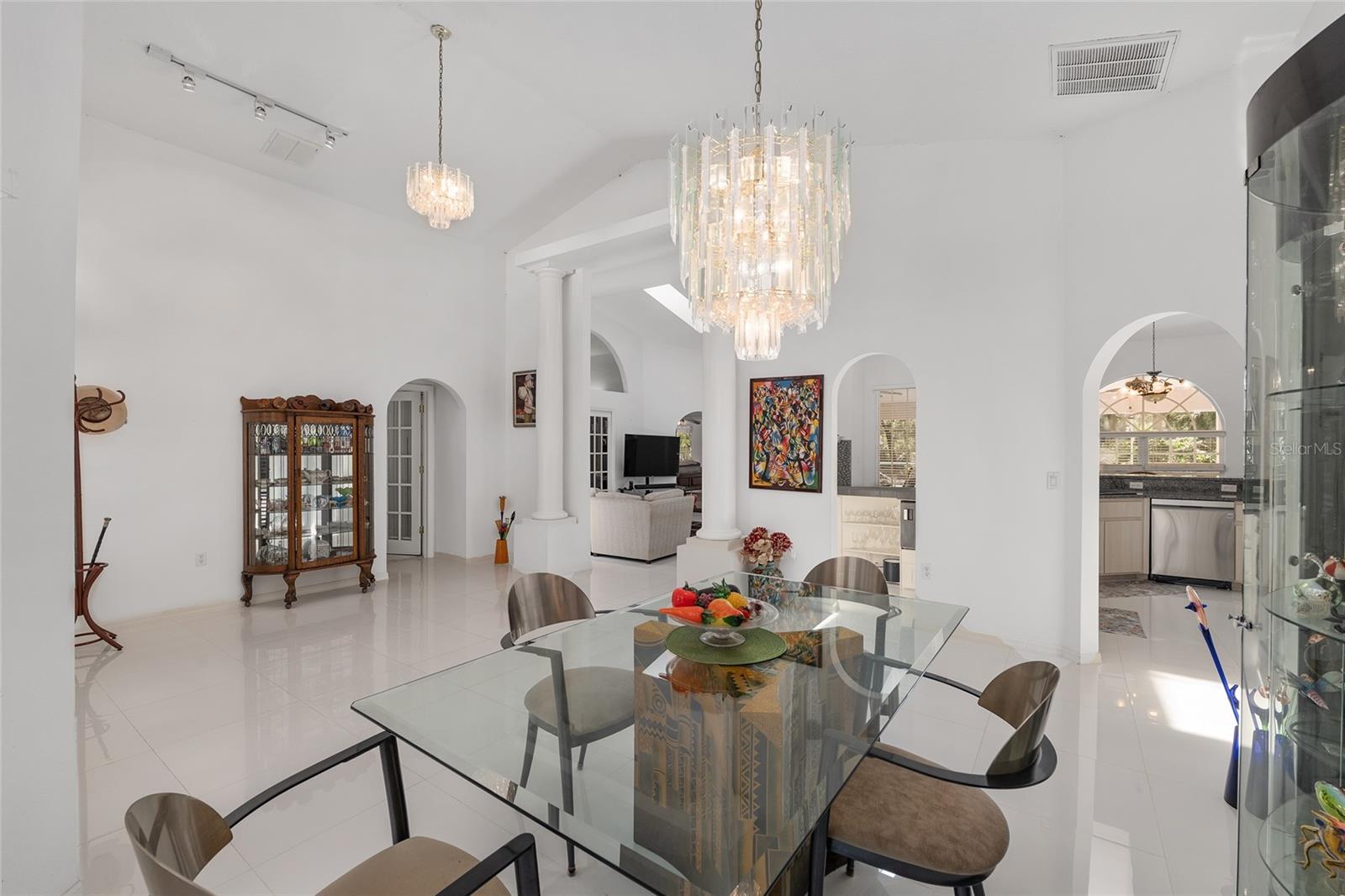 PALM POINT - Residential