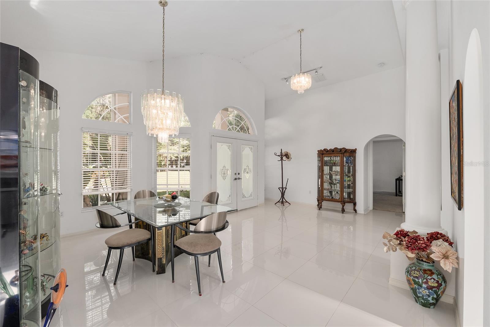 PALM POINT - Residential