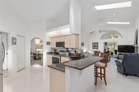 Tiny photo for 90 Winding River Lane, Inglis, FL 34449 (MLS # OM712665)