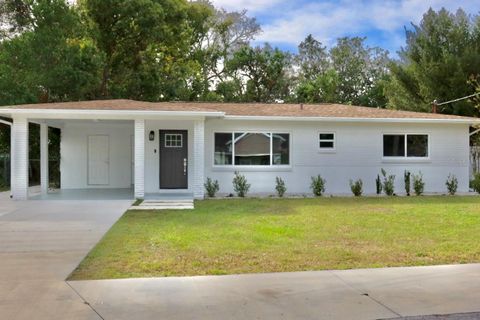 A home in TAMPA