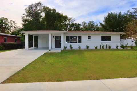 A home in TAMPA