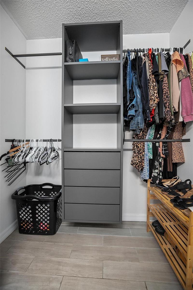 SEA WOODS CONDO PH 01 & 02 - Residential