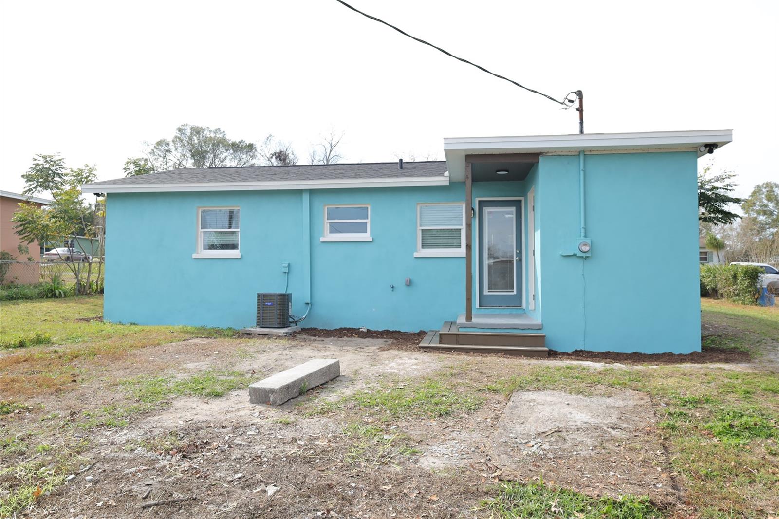 HILLSIDE MANOR - Residential