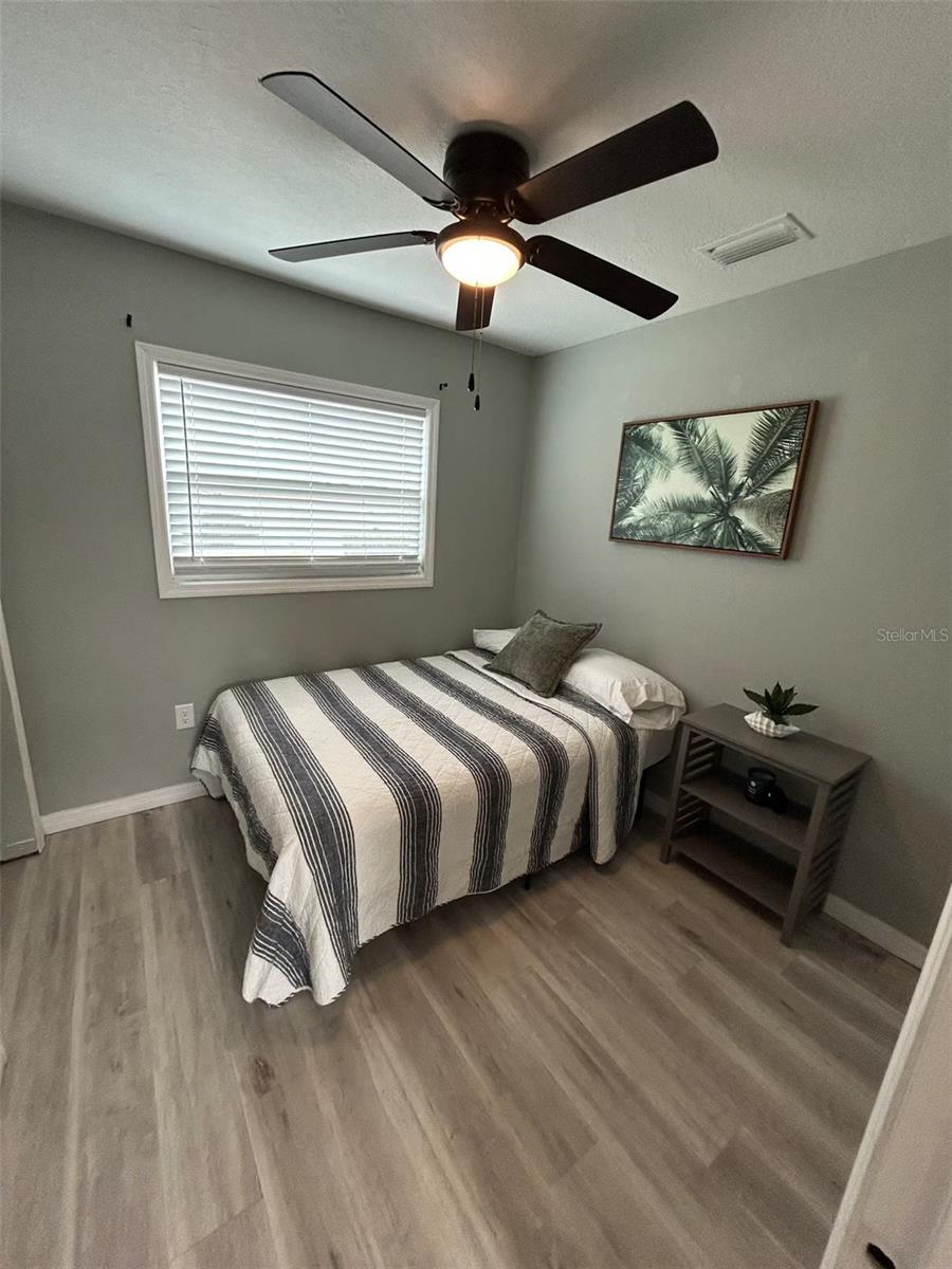 HILLSIDE MANOR - Residential