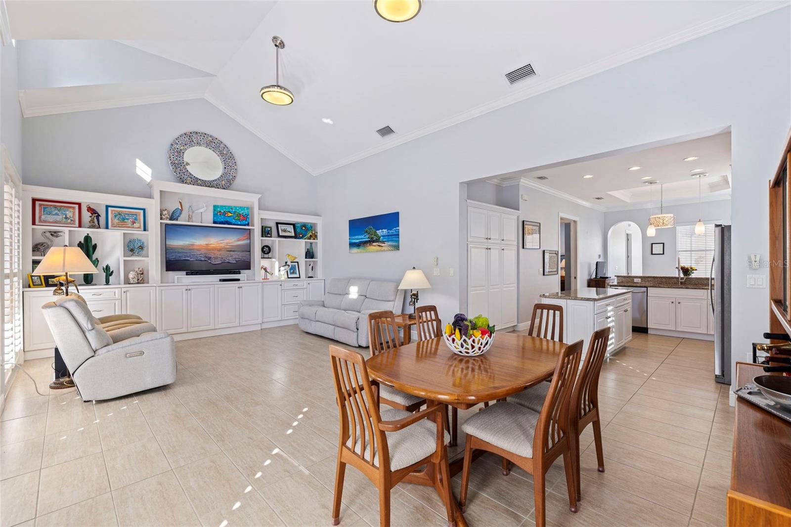 6101 YEATS MANOR DRIVE