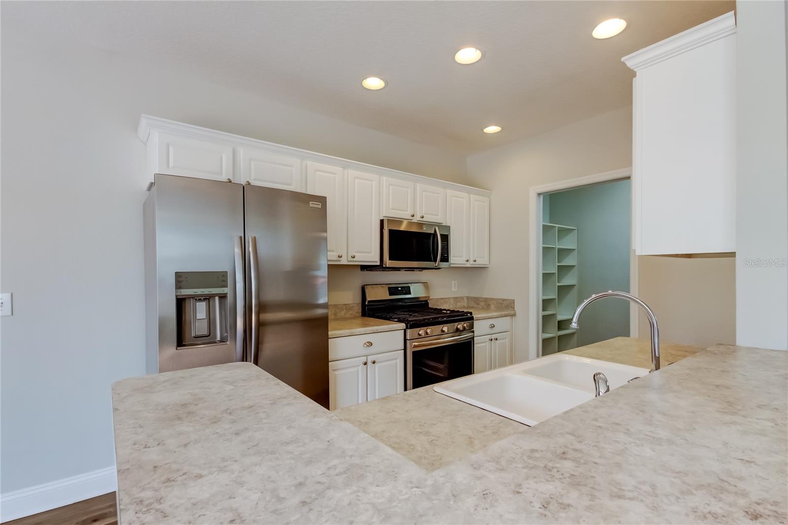 WESTCHASE SEC 325A - Residential Lease