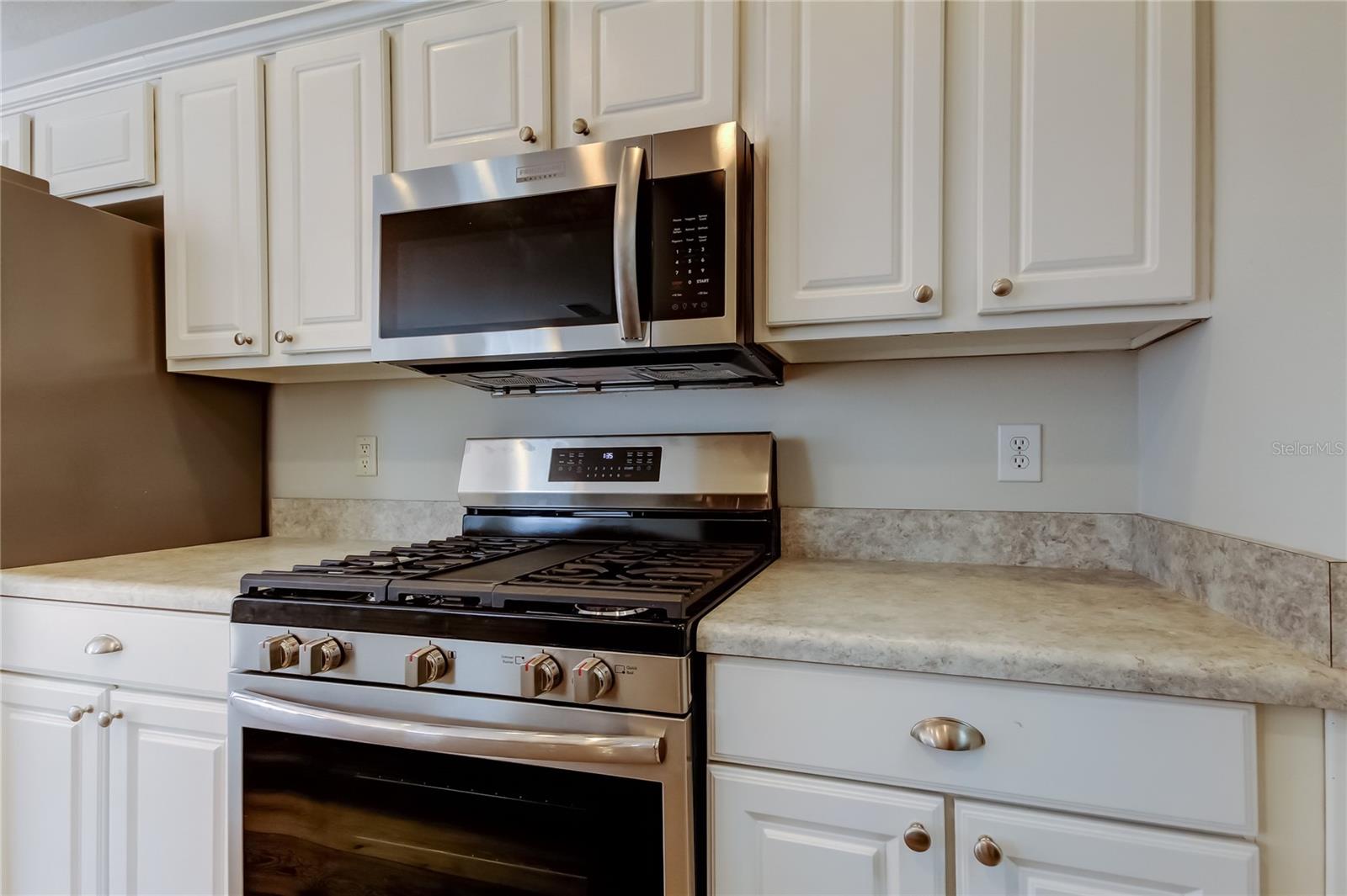 WESTCHASE SEC 325A - Residential Lease