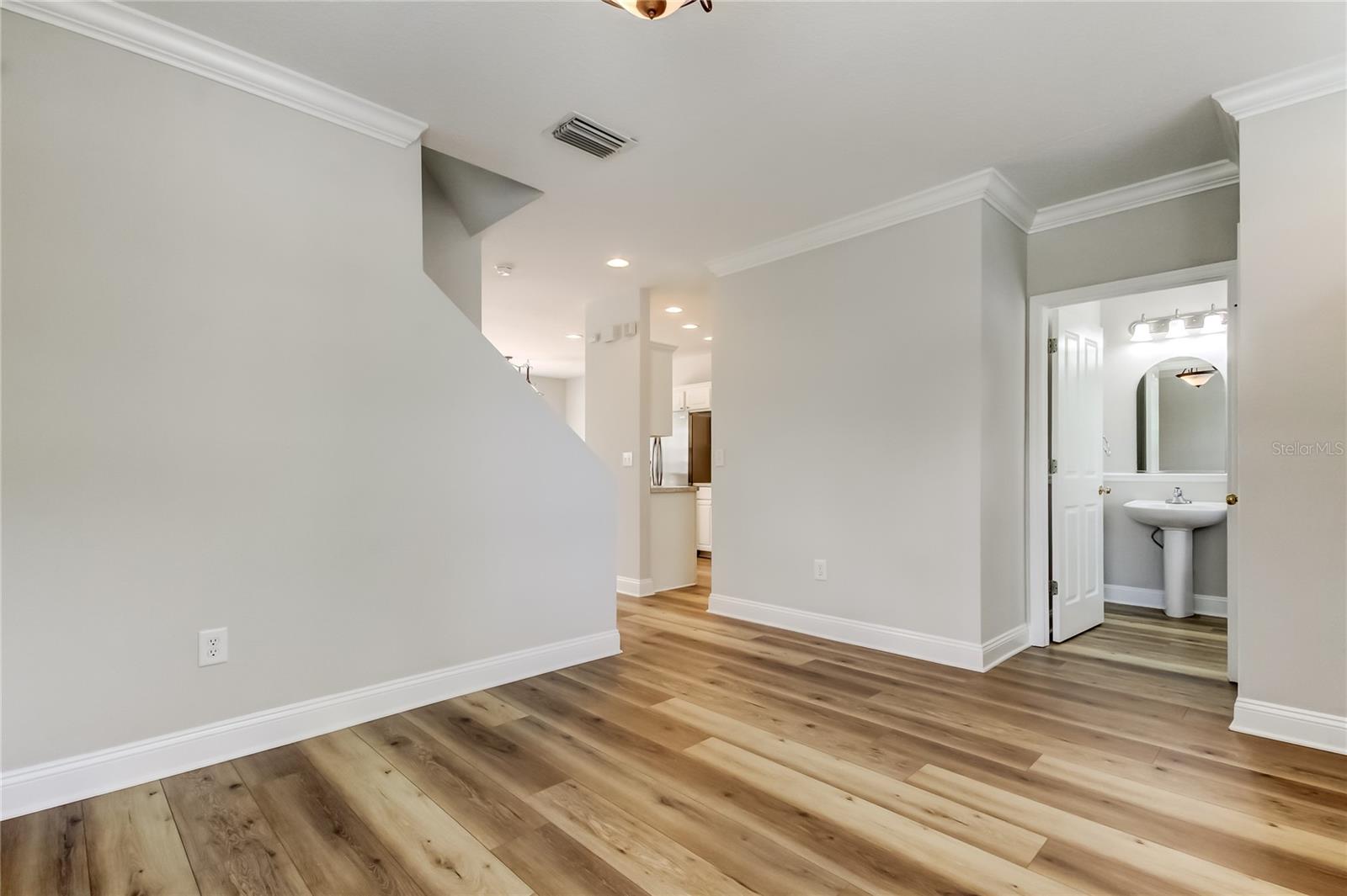 WESTCHASE SEC 325A - Residential Lease