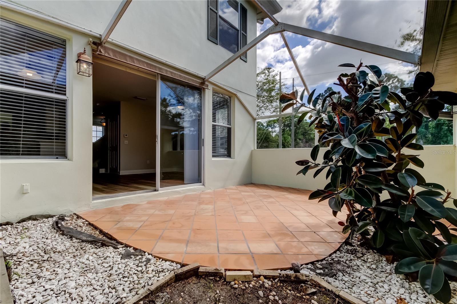 WESTCHASE SEC 325A - Residential Lease