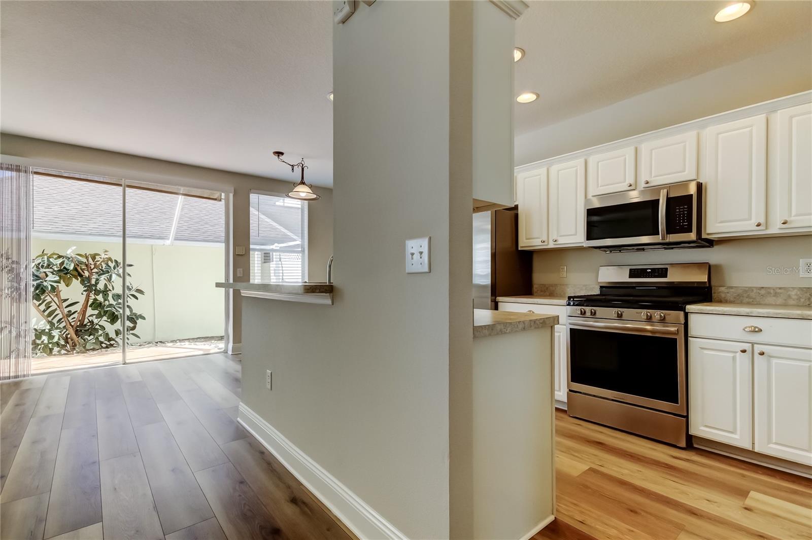 WESTCHASE SEC 325A - Residential Lease