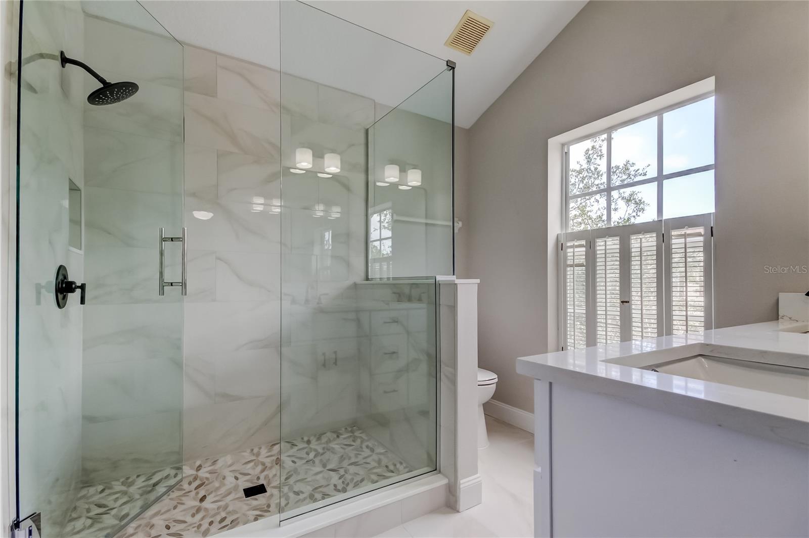 WESTCHASE SEC 325A - Residential Lease