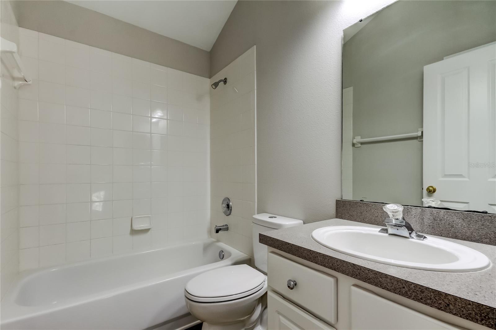 WESTCHASE SEC 325A - Residential Lease