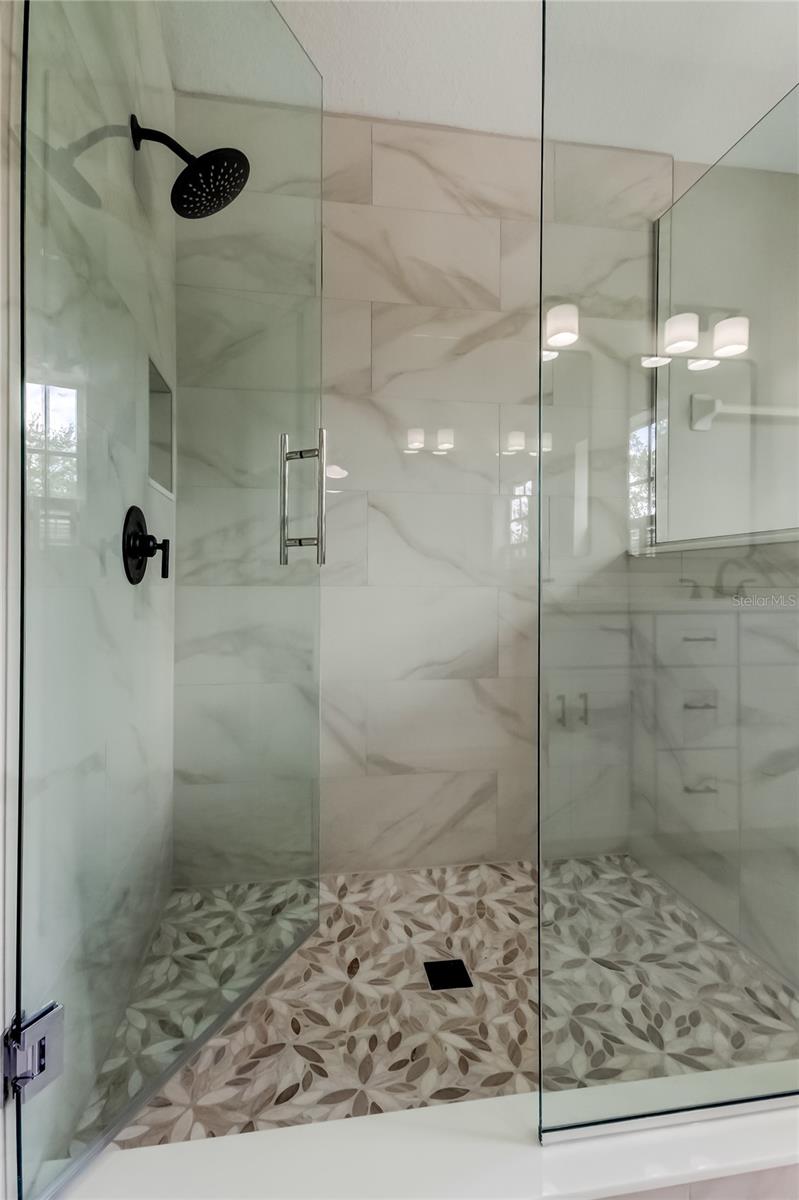 WESTCHASE SEC 325A - Residential Lease