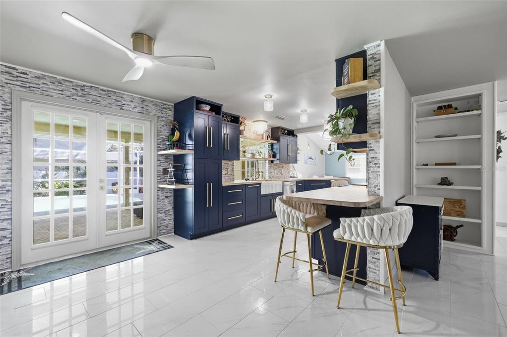 Photo of 2845 59th Circle S, St Petersburg, FL 33712 (MLS # TB8545320)