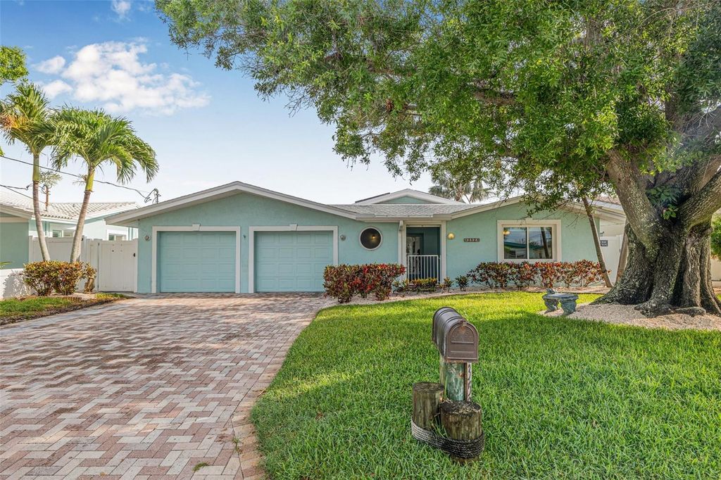 Photo of 352 La Hacienda Drive, Indian Rocks Beach, FL 33785 (MLS # TB8393260)