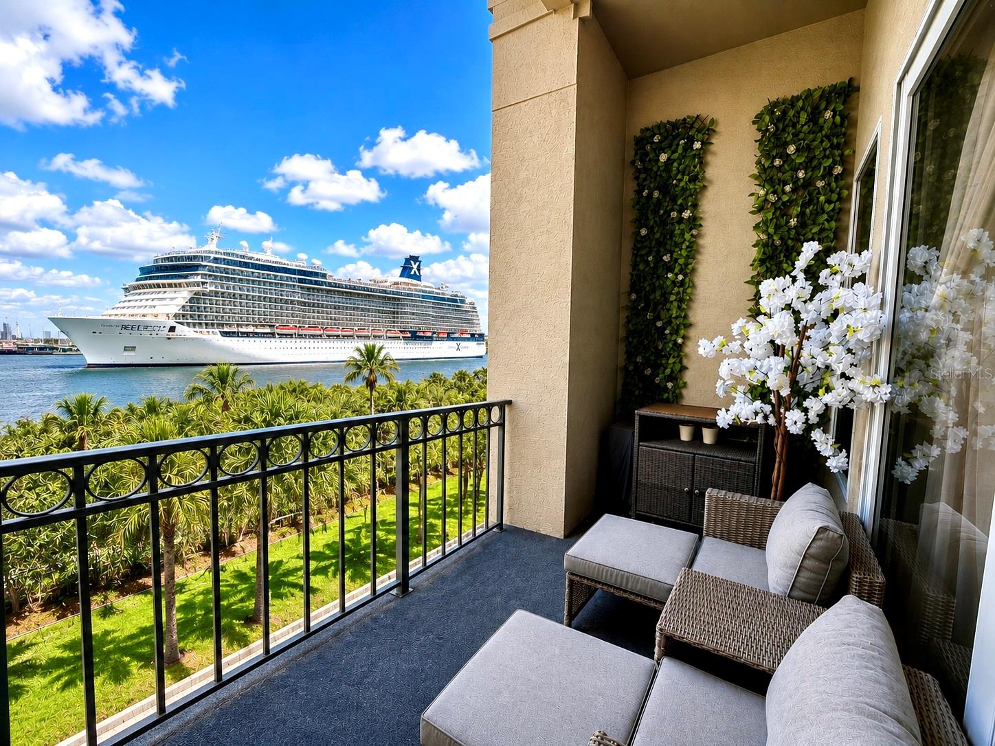 724 CORAL REEF DRIVE
