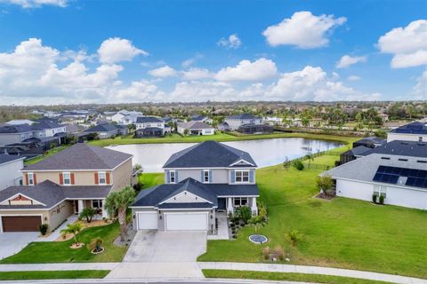 A home in PALMETTO