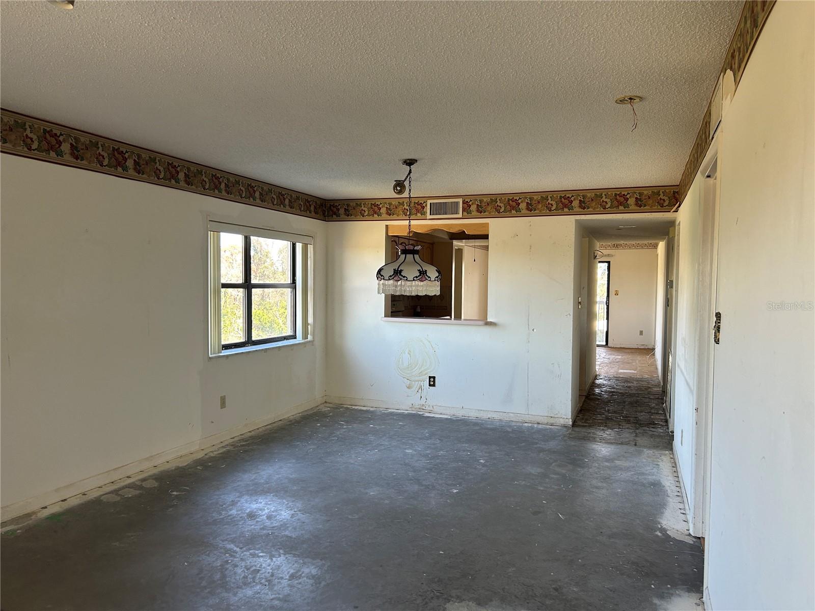 ISLAND VIEW SOUTH CONDO - Residential