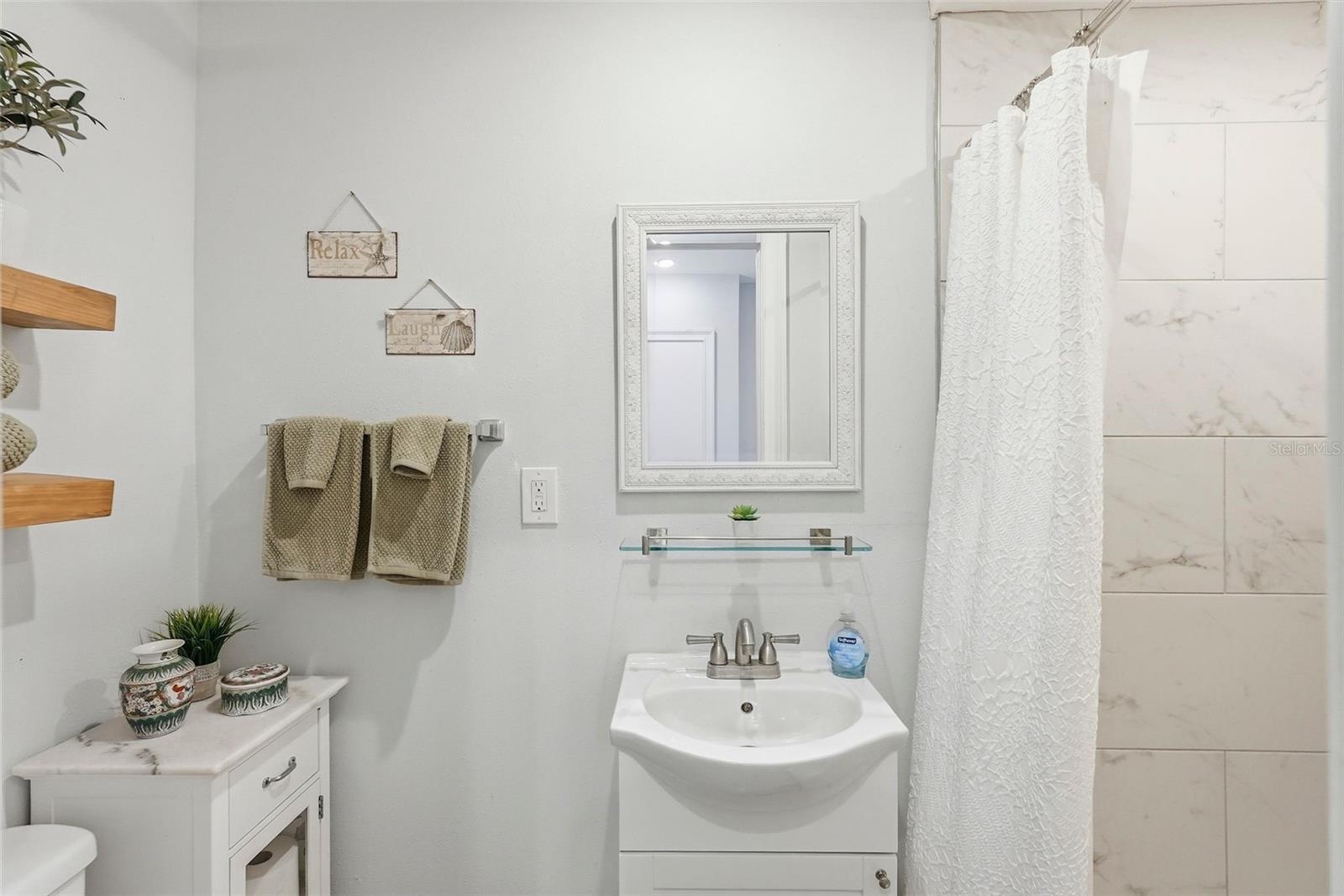 FLORIDA HEIGHTS - Residential