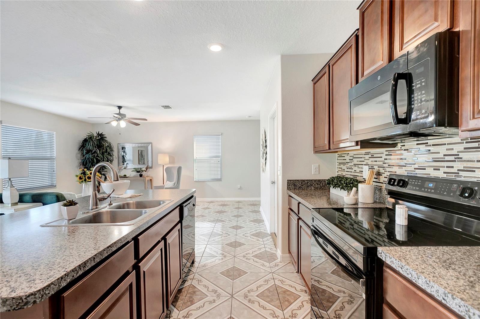 RIVERBEND WEST PH 1 - Residential