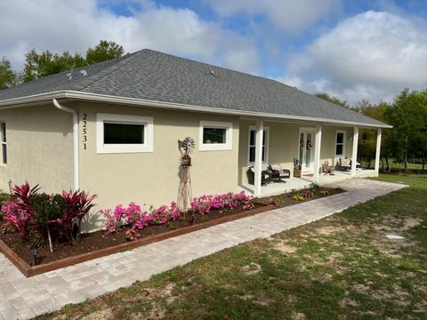 A home in HOWEY IN THE HILLS