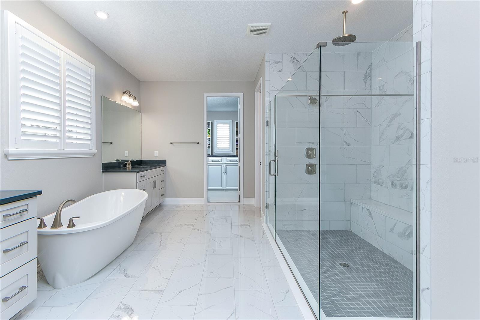 SANCTUARY/TWIN WATERS - Residential