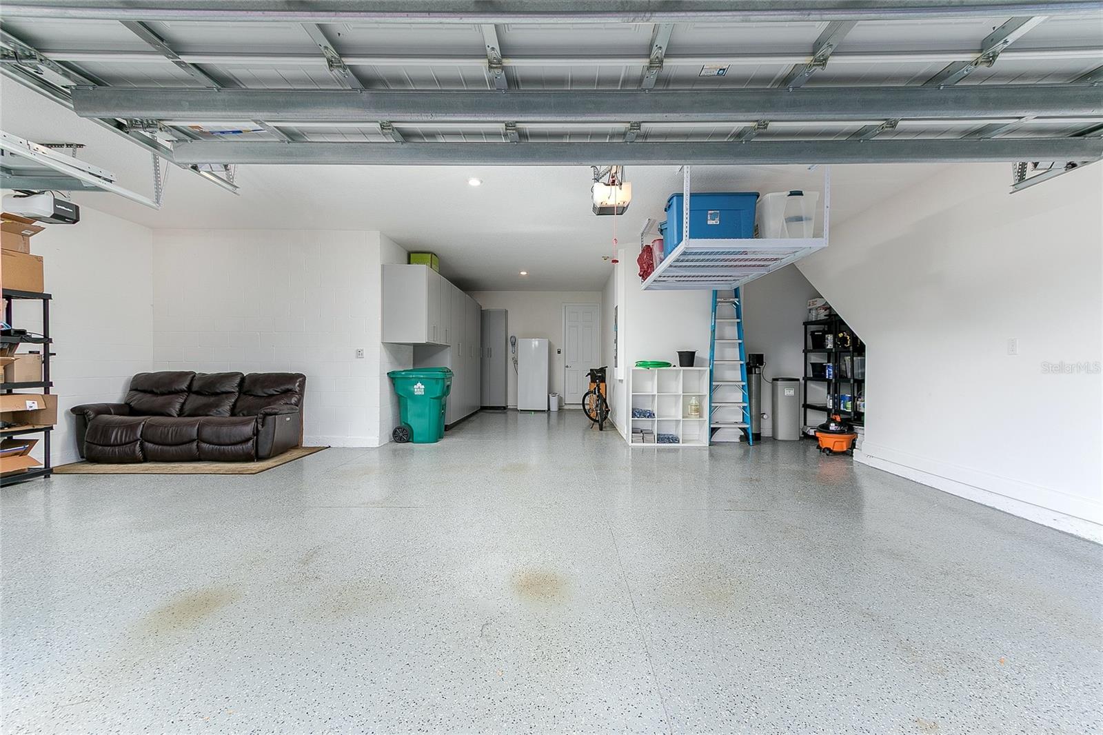 SANCTUARY/TWIN WATERS - Residential