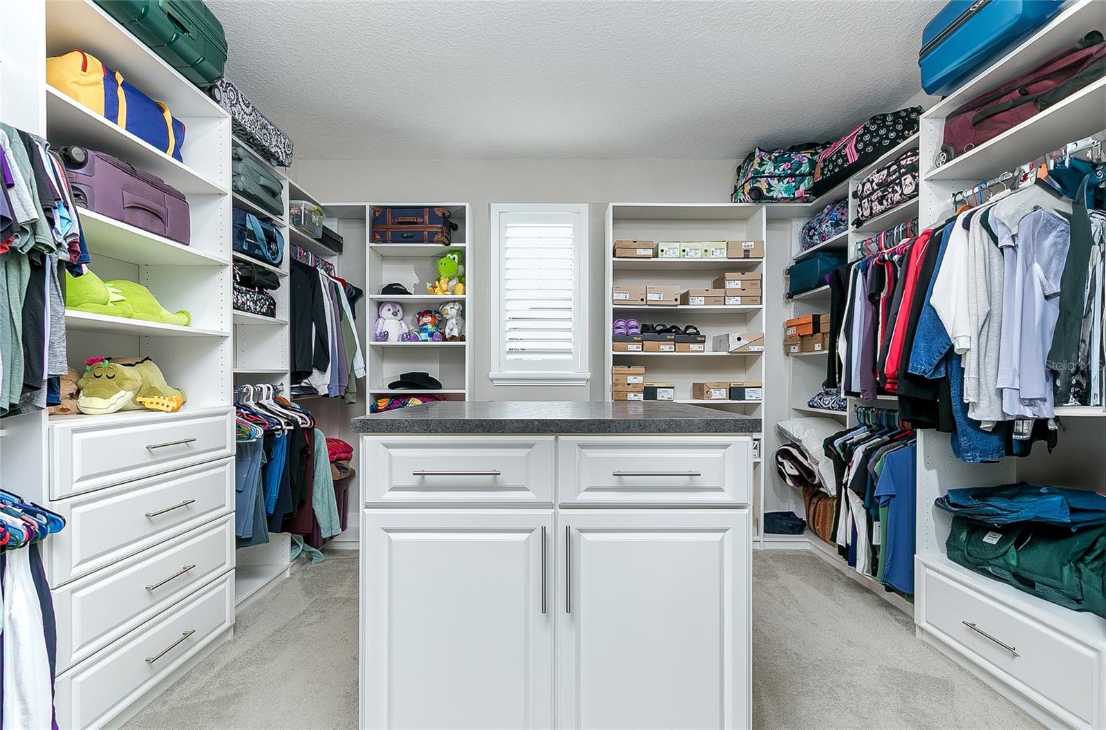 SANCTUARY/TWIN WATERS - Residential