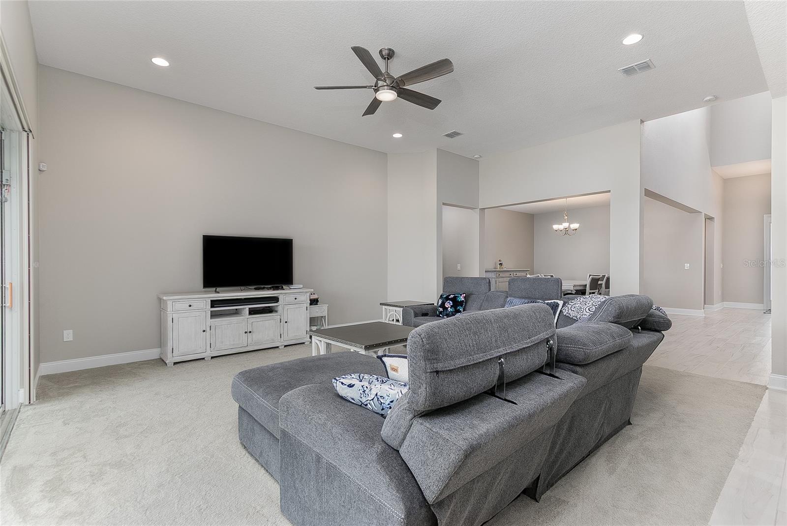 SANCTUARY/TWIN WATERS - Residential